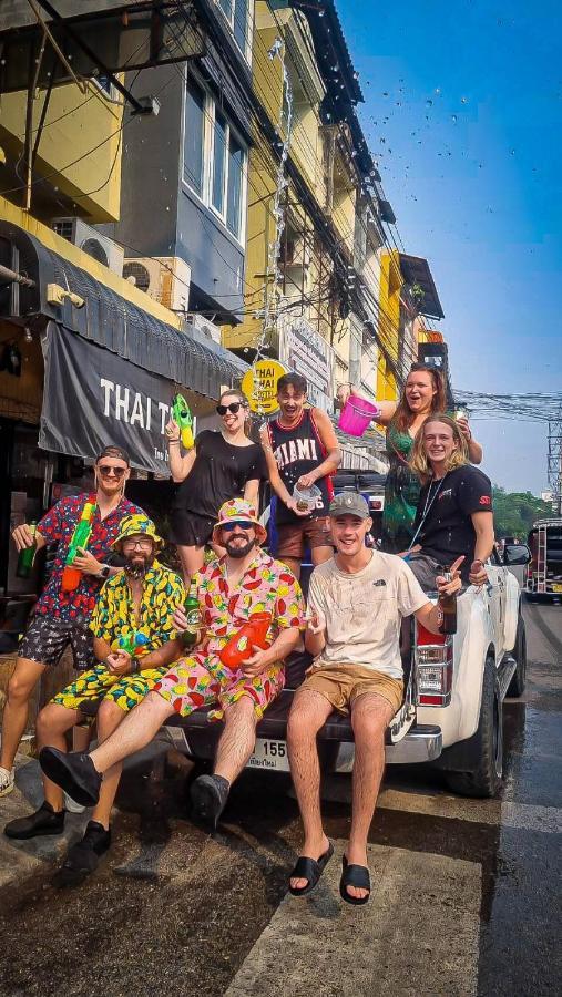 Thai Thai Hostel Chiang Mai Exterior photo