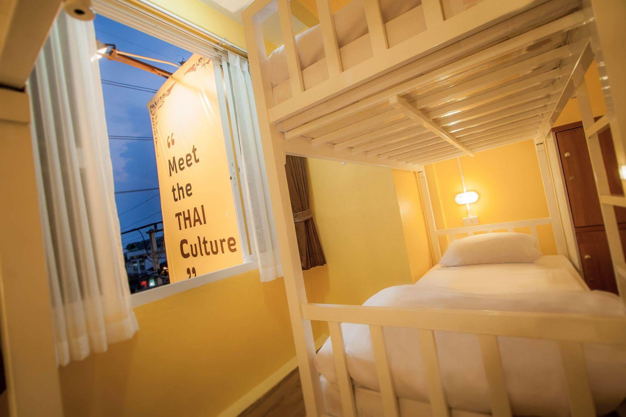 Thai Thai Hostel Chiang Mai Exterior photo