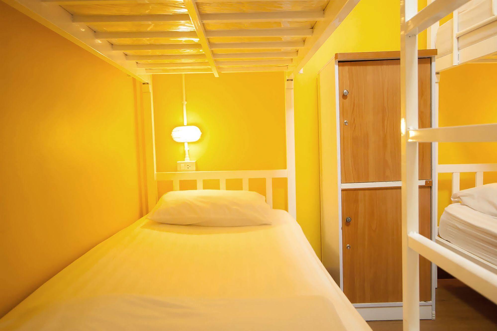 Thai Thai Hostel Chiang Mai Exterior photo